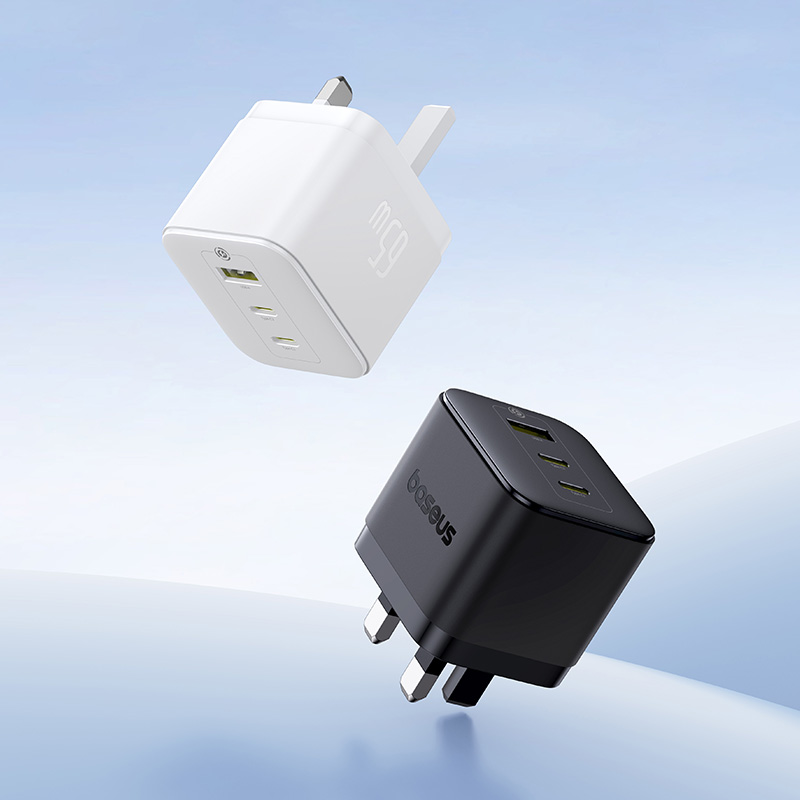 Baseus Palm Fast Charger 2C+U 65W UK Moon White - Image 7