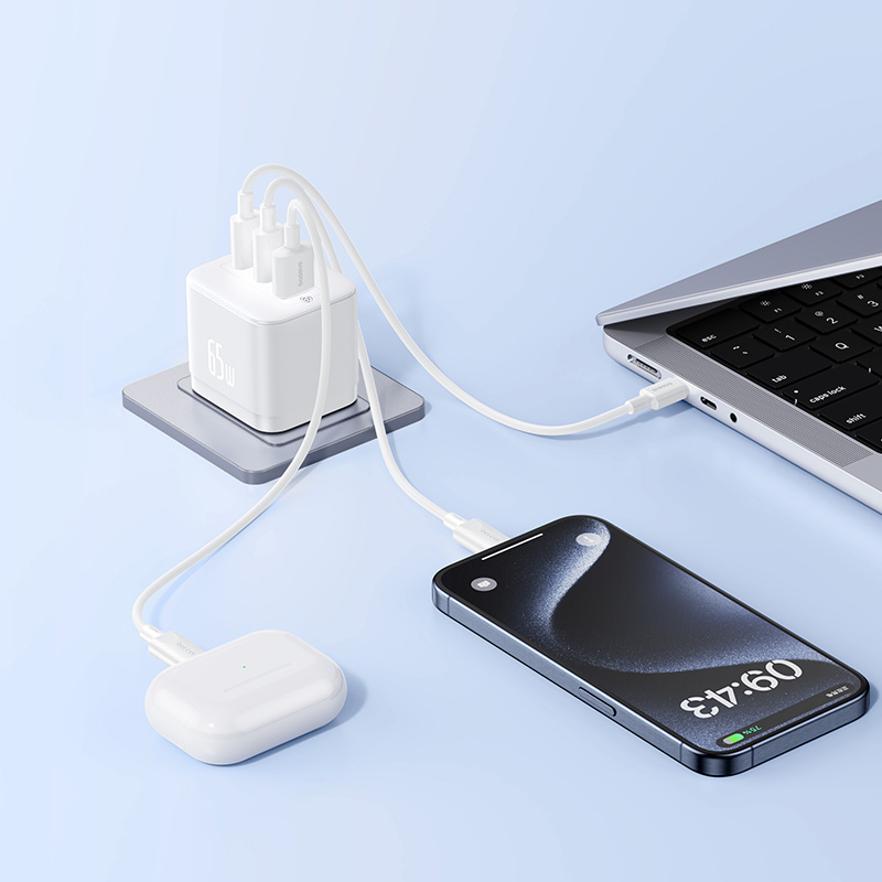 Baseus Palm Fast Charger 2C+U 65W UK Moon White - Image 16